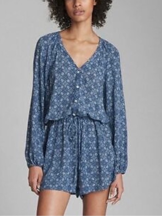 GAP Pants - New Gap Women’s Blue LS Button Front Shorts Romper Boho Chic Casual Size Medium